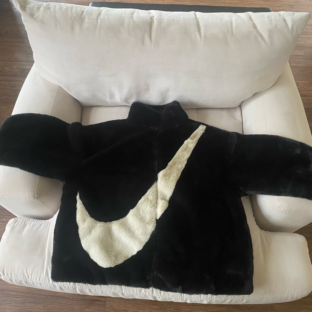 Nike Sportswear Faux Fur Jacket